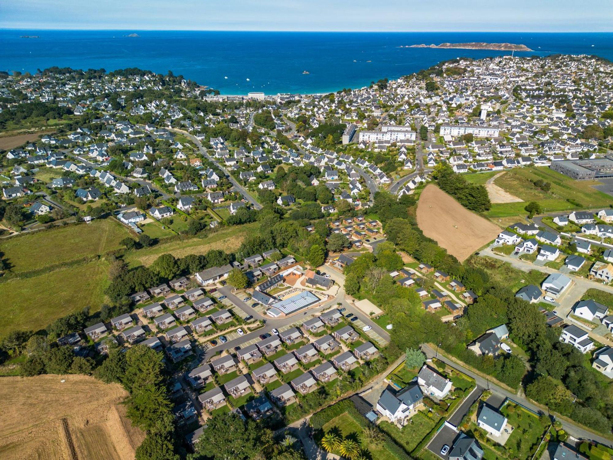 Camping Maeva Respire Le Village Perrosien 外观 照片